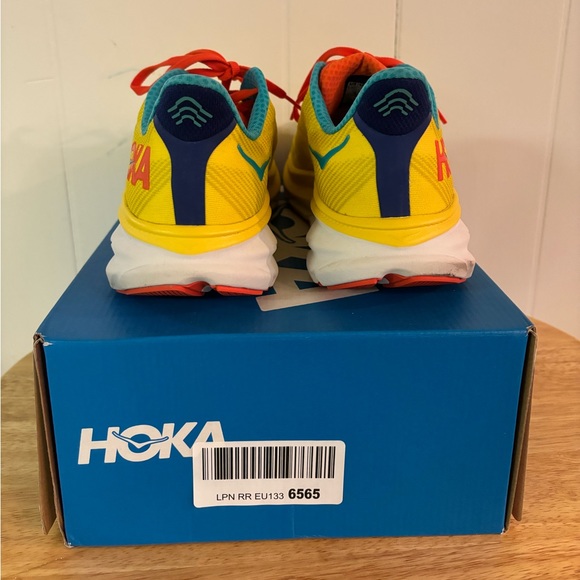 Hoka Clifton 9 in Passion Fruit/Maize *RARE COLOR* - Picture 7 of 14